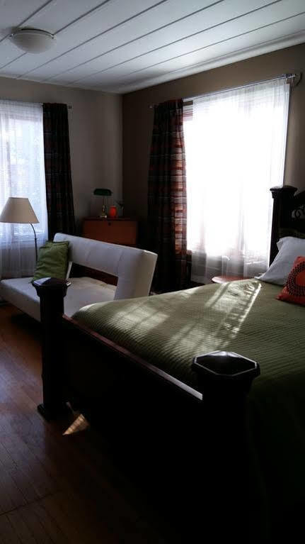 Acacias Bed & Breakfast Квебек Екстериор снимка